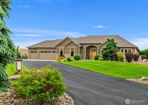 118 E Mountain Brook Lane Wenatchee WA 98801