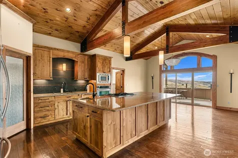 118 E Mountain Brook Lane Wenatchee WA 98801