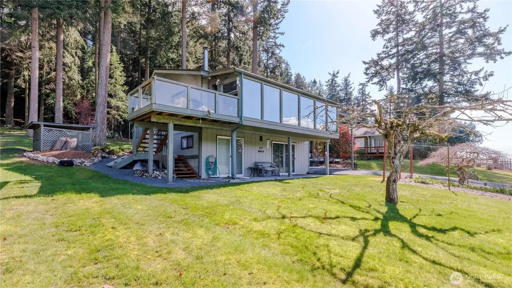177 Blakely Drive Blakely Island WA 98222