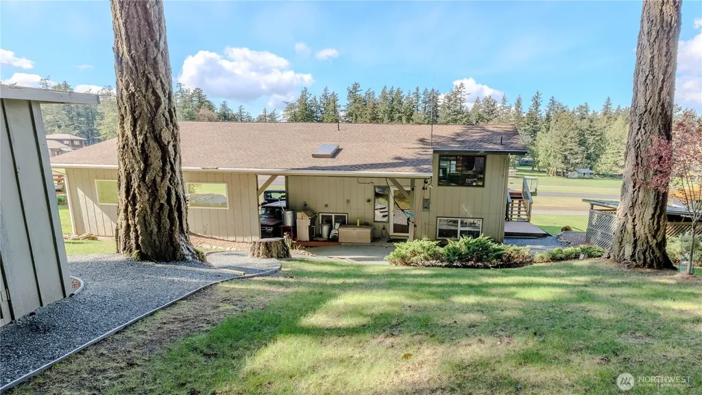 177 Blakely Drive Blakely Island WA 98222