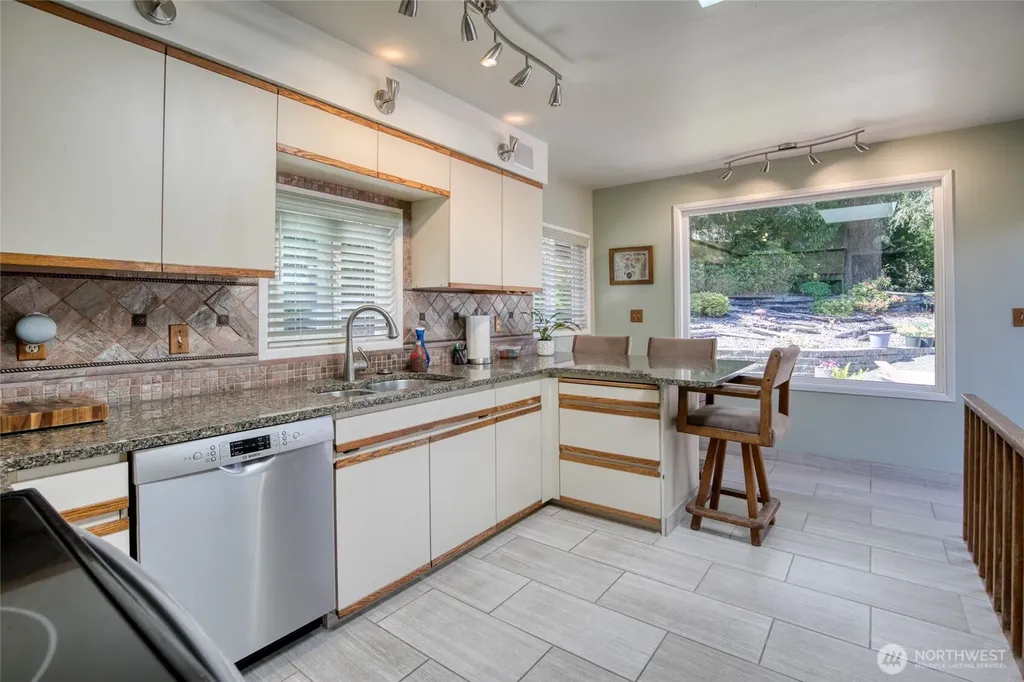 612 9th Avenue Aberdeen WA 98520