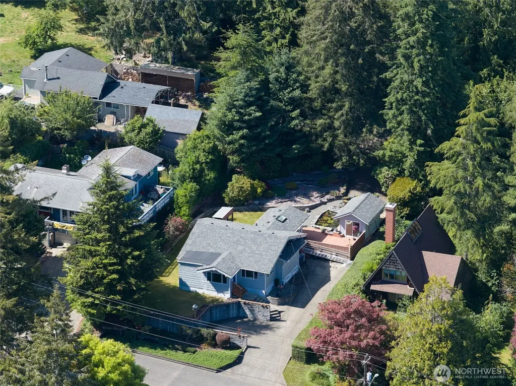 612 9th Avenue Aberdeen WA 98520