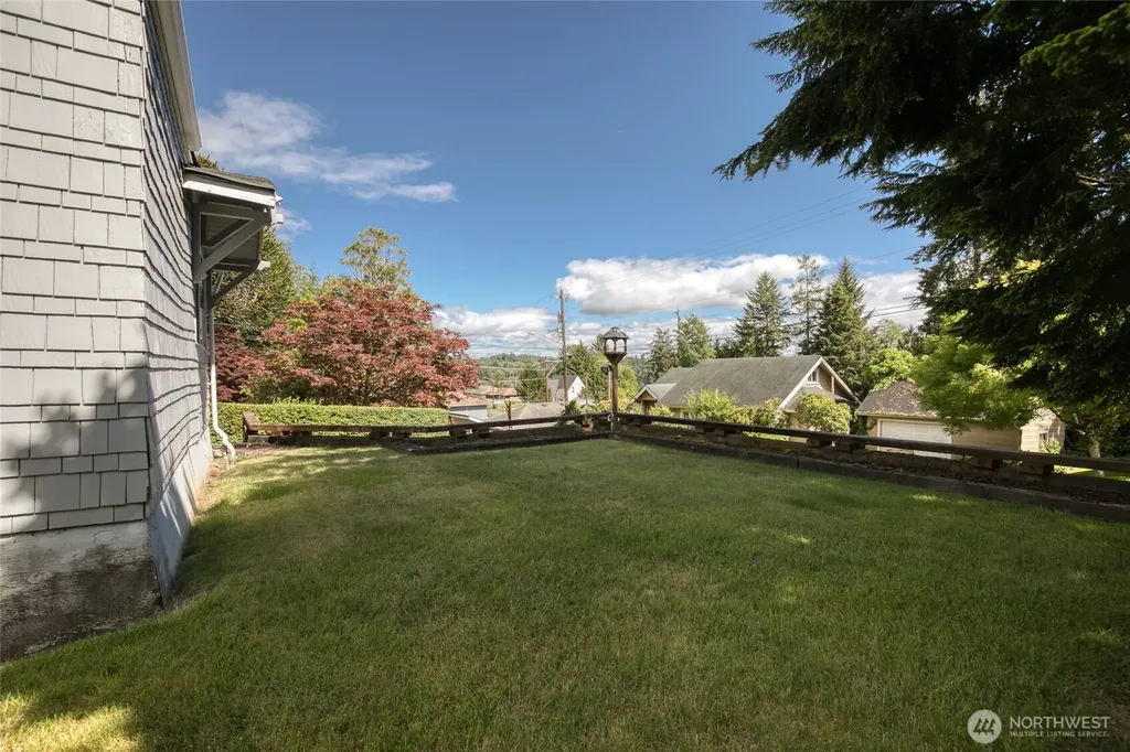 612 9th Avenue Aberdeen WA 98520