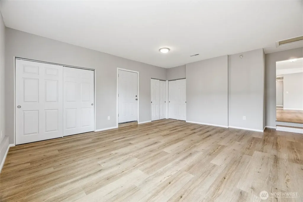230 Cleveland Avenue Sumas WA 98295