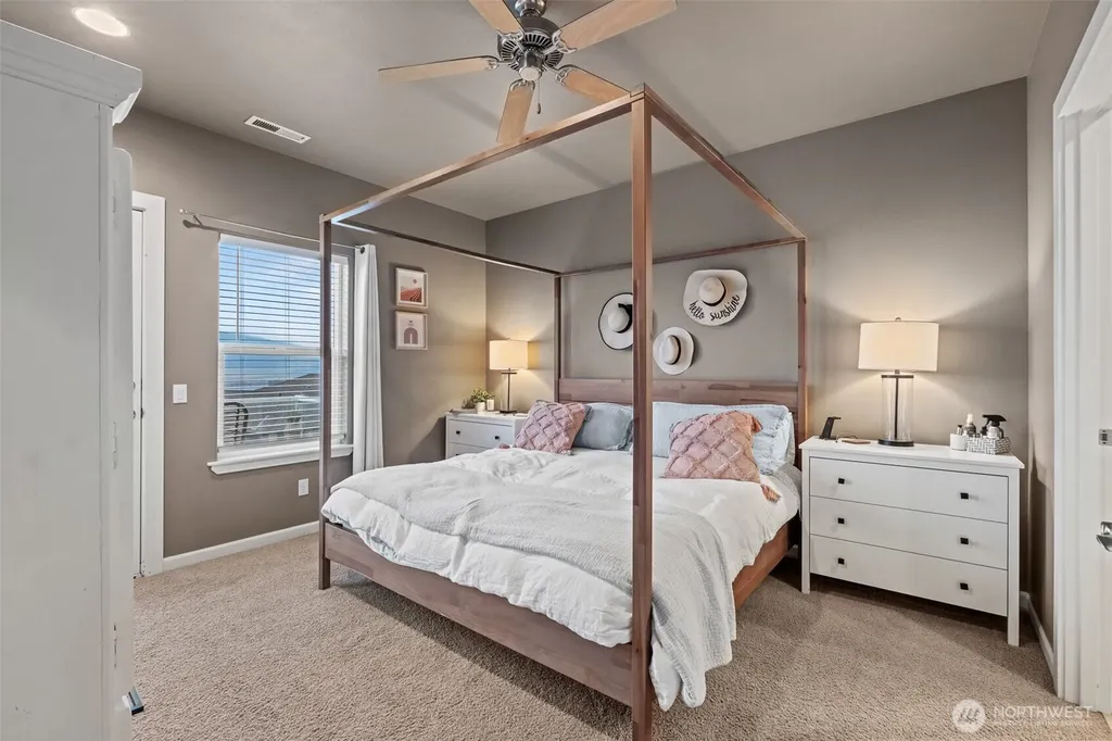 23325 Sunserra Loop NW Quincy WA 98021