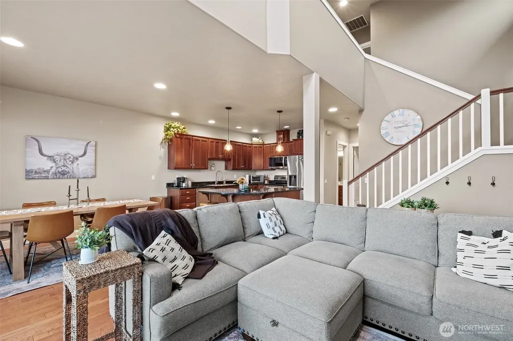 23325 Sunserra Loop NW Quincy WA 98021