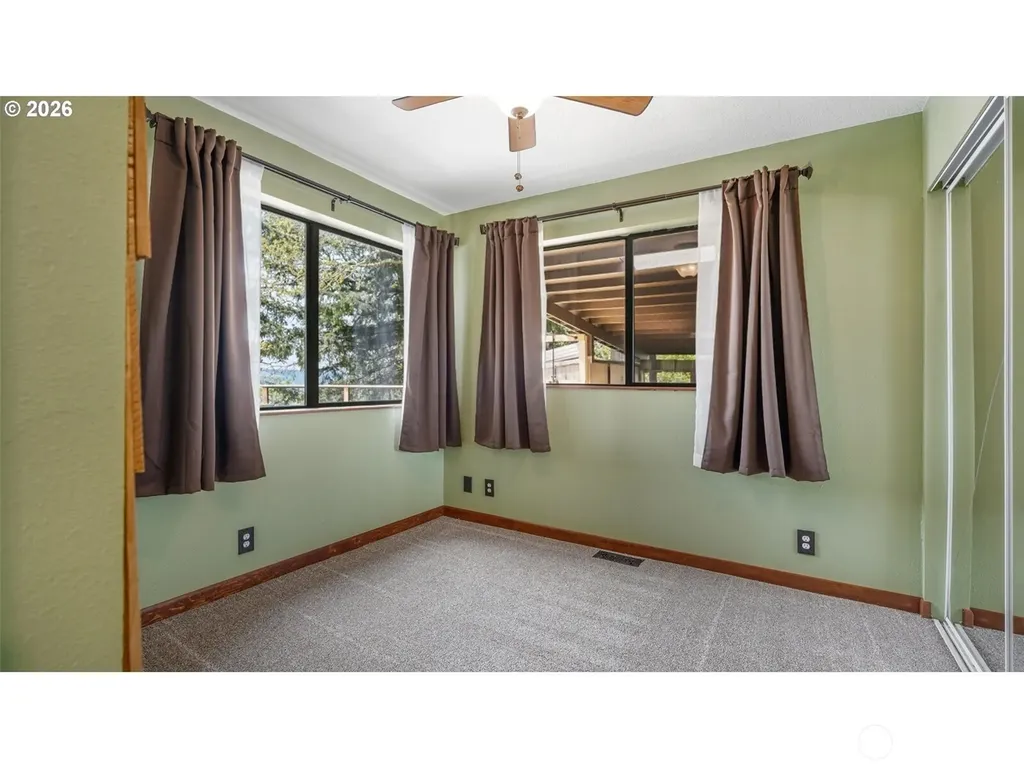 115 Legacy Drive Woodland WA 98674