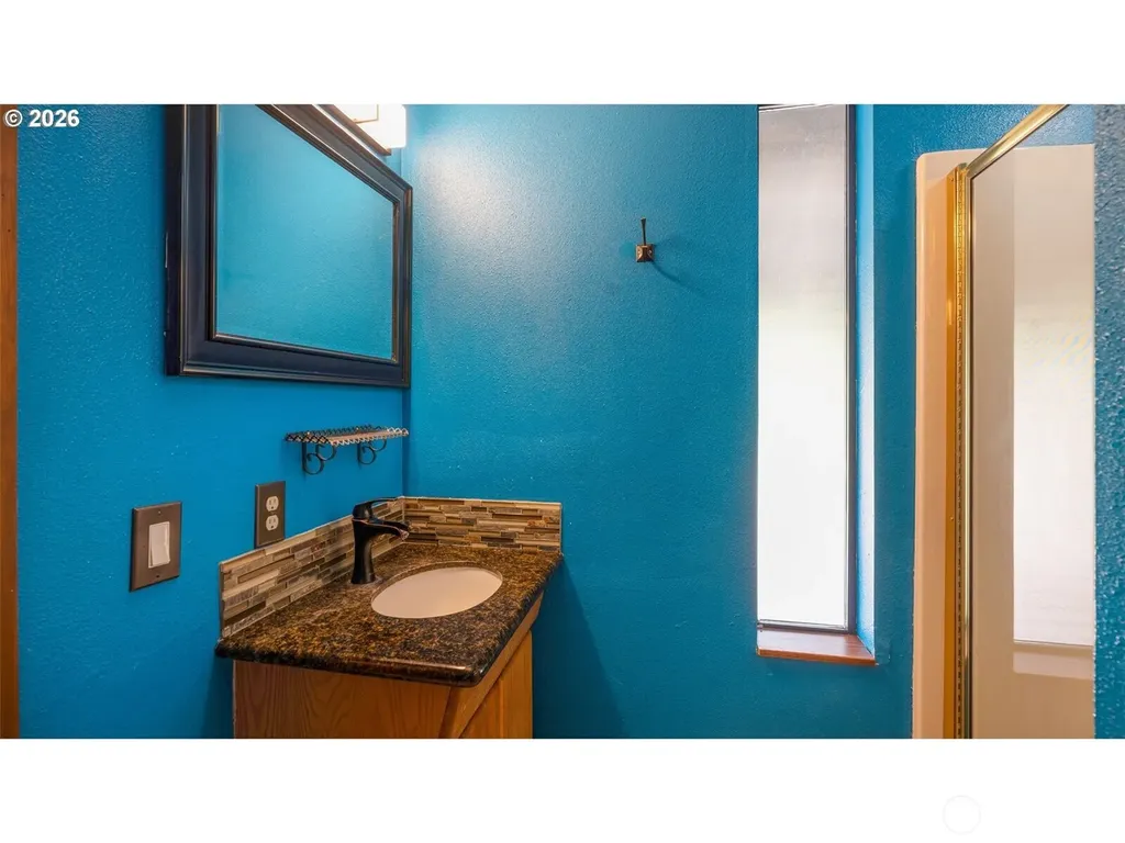 115 Legacy Drive Woodland WA 98674