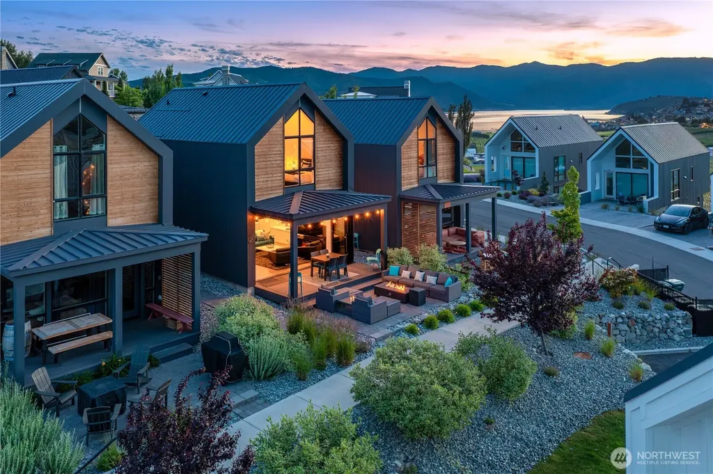 1462 Bighorn Way Chelan WA 98816