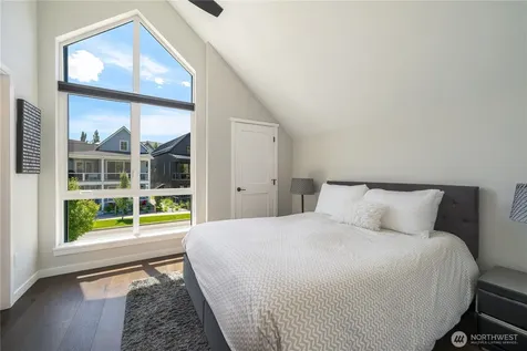 1462 Bighorn Way Chelan WA 98816