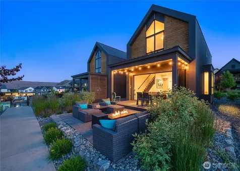 1462 Bighorn Way Chelan WA 98816