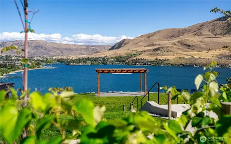 1462 Bighorn Way Chelan WA 98816