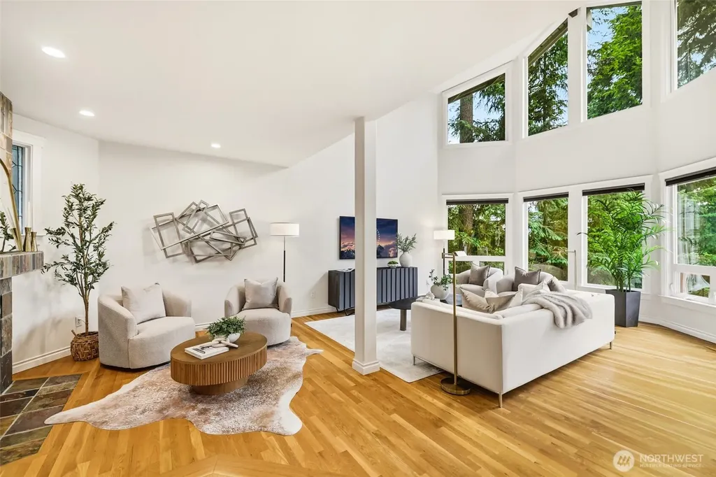 11113 NE 38th Place Bellevue WA 98004