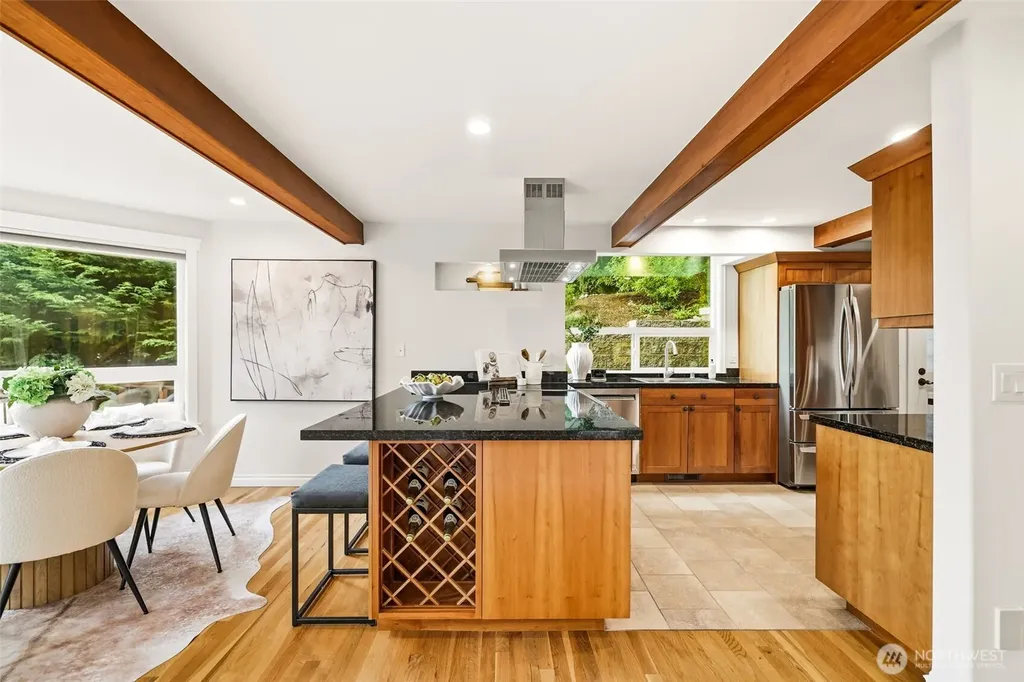 11113 NE 38th Place Bellevue WA 98004