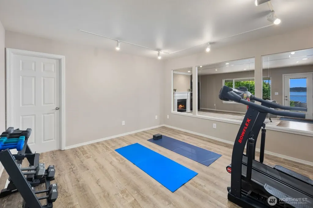 30825 36th Court SW Federal Way WA 98023