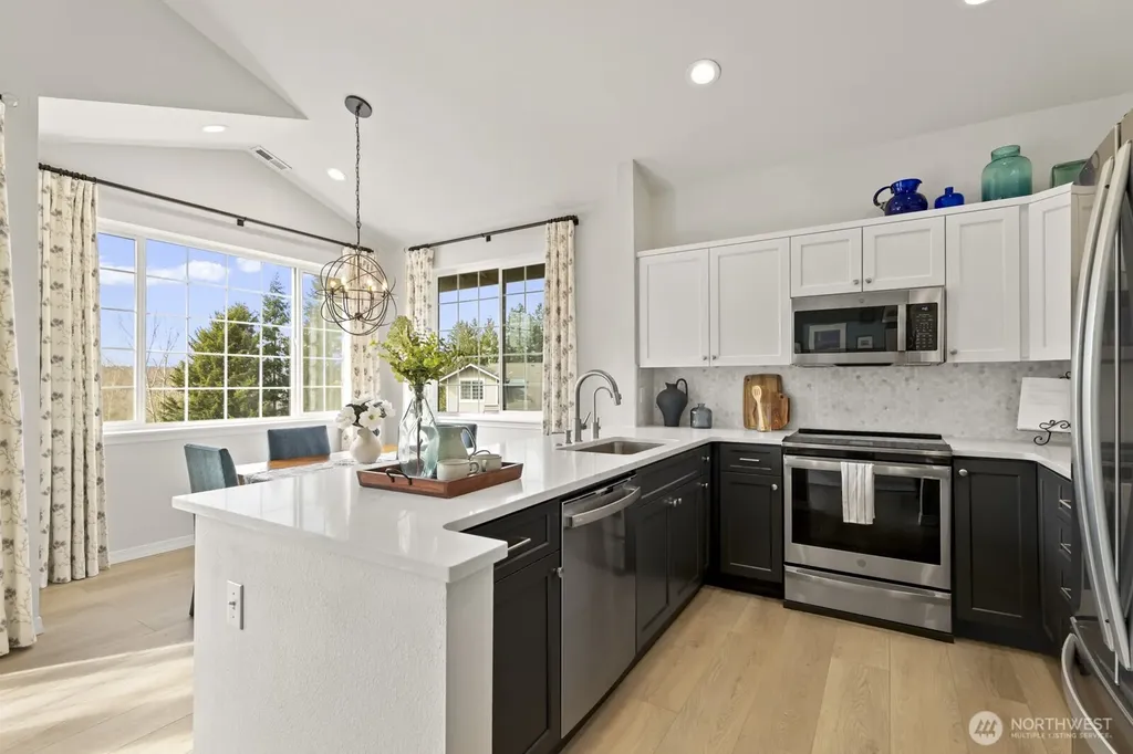 18560 NE 57th Street Redmond WA 98052