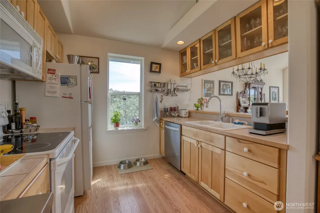 622 Ocean Shores Boulevard SW Ocean Shores WA 98569