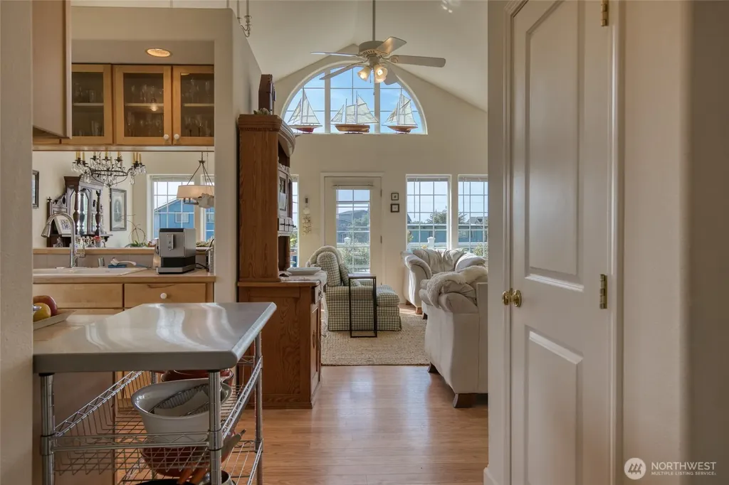 622 Ocean Shores Boulevard SW Ocean Shores WA 98569