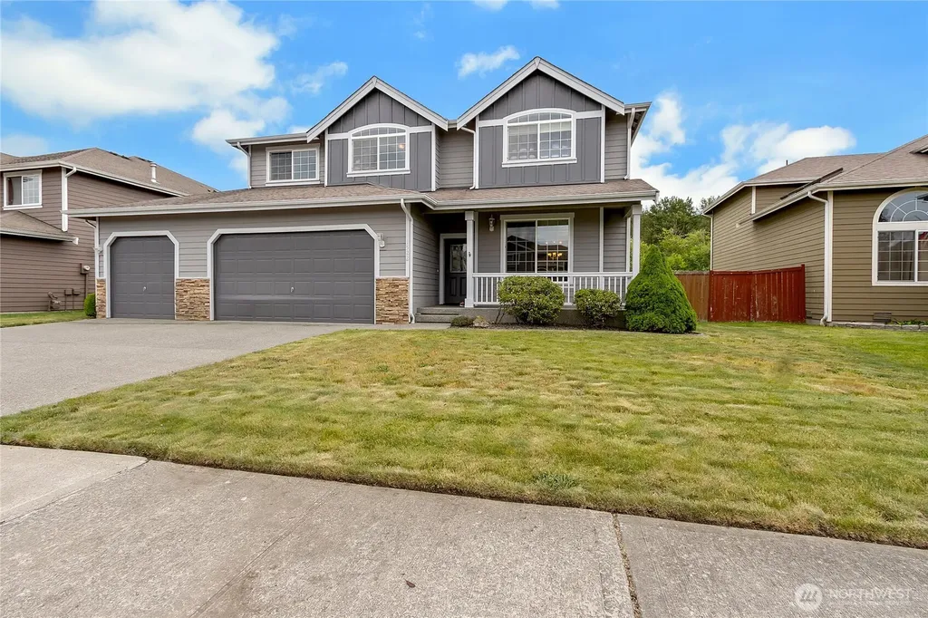 1522 Daffodil Avenue NE Orting WA 98360