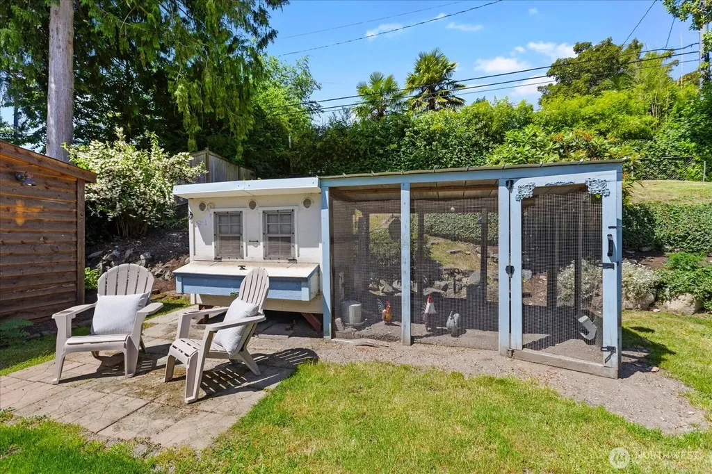 16237 10th Avenue NE Shoreline WA 98155