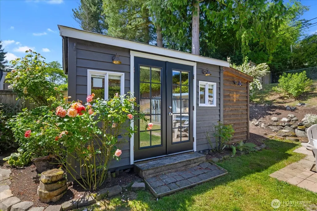 16237 10th Avenue NE Shoreline WA 98155