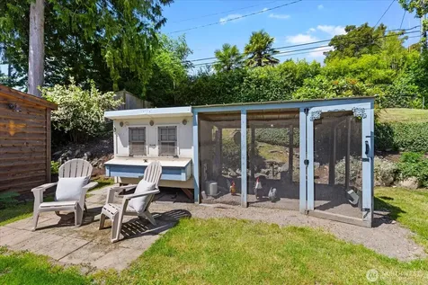 16237 10th Avenue NE Shoreline WA 98155