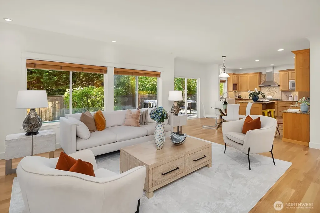 16137 Northup Way Bellevue WA 98008
