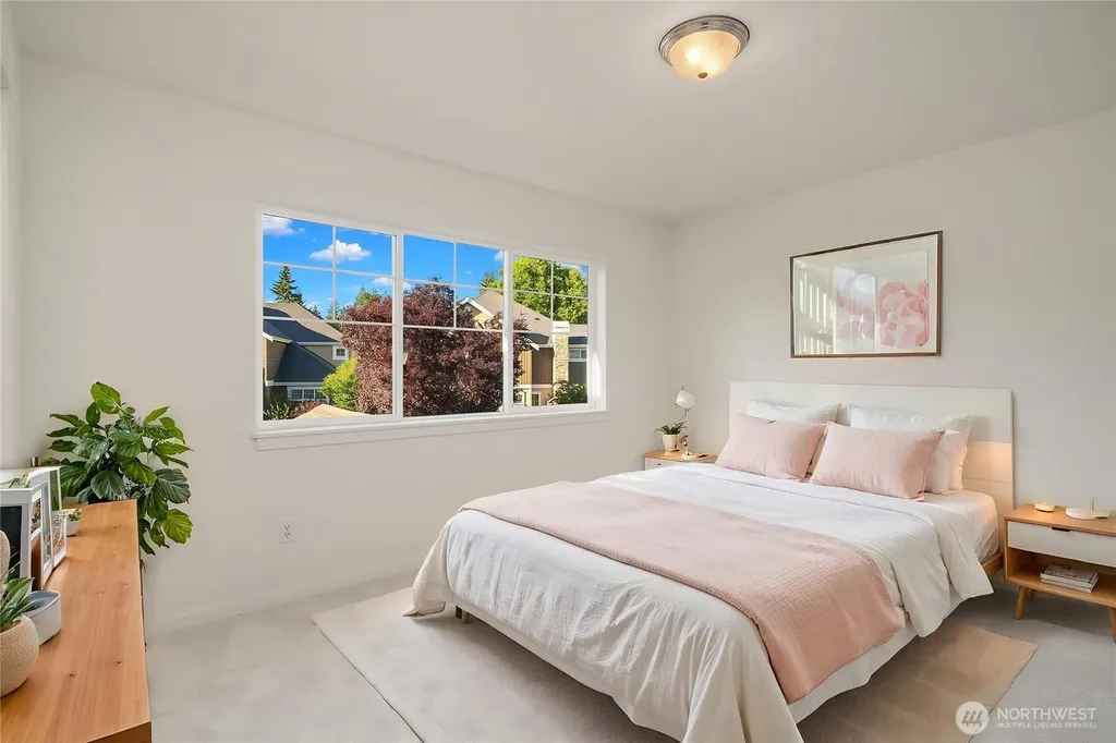16137 Northup Way Bellevue WA 98008