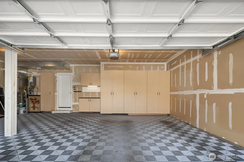 16137 Northup Way Bellevue WA 98008