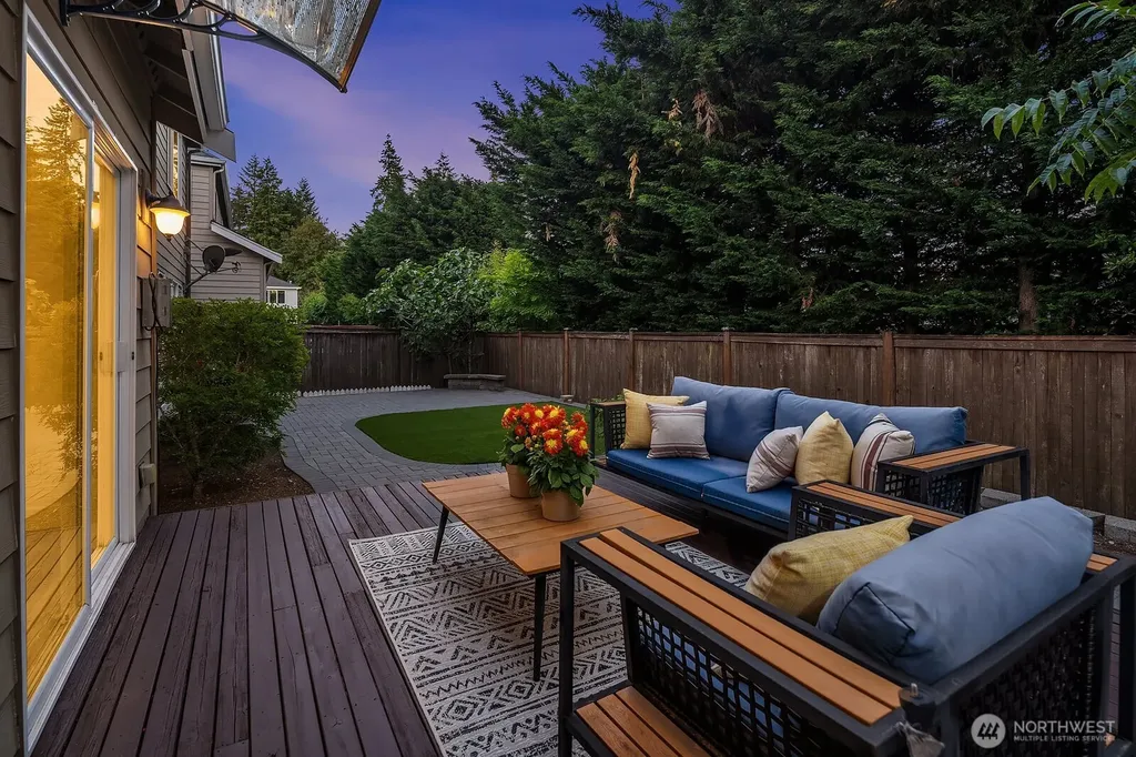 16137 Northup Way Bellevue WA 98008