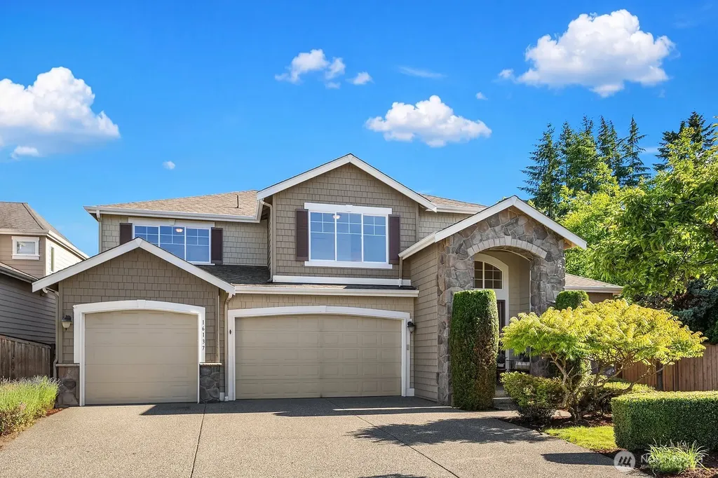 16137 Northup Way Bellevue WA 98008