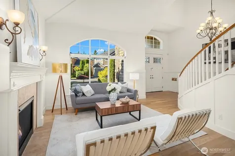 16137 Northup Way Bellevue WA 98008