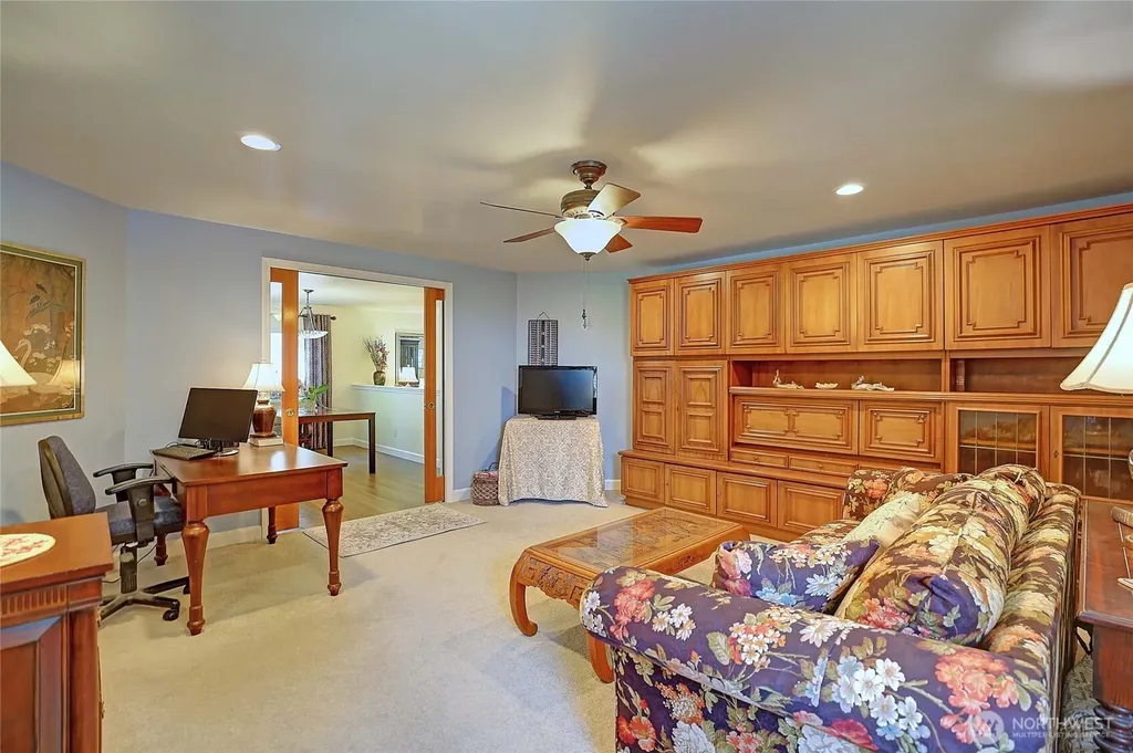 2942 Janet Avenue Camano Island WA 98282