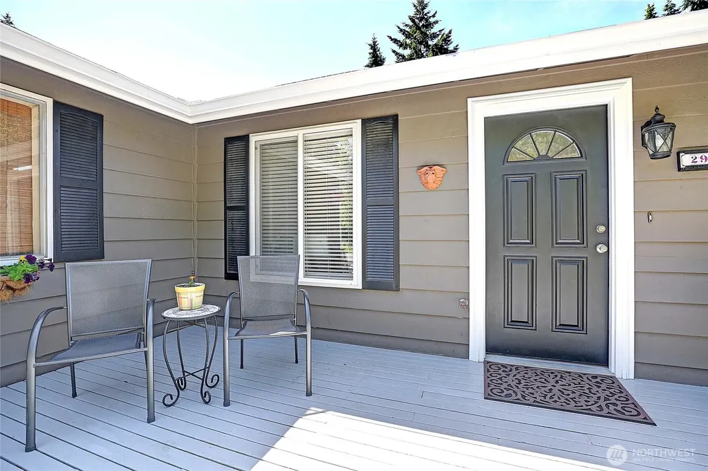 2942 Janet Avenue Camano Island WA 98282