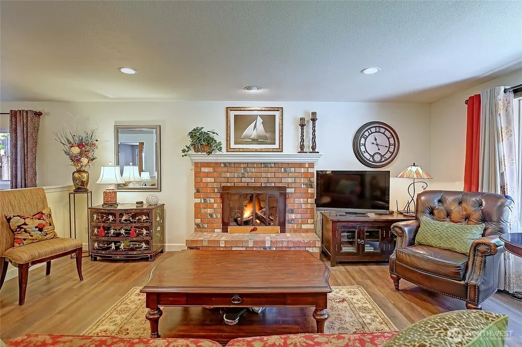 2942 Janet Avenue Camano Island WA 98282