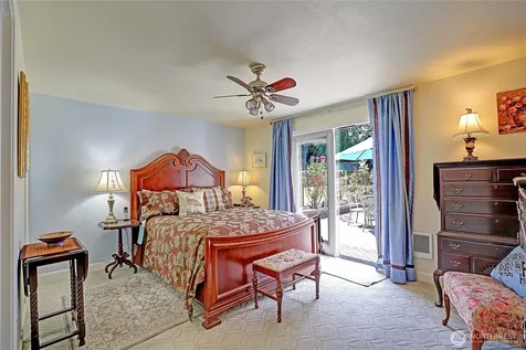 2942 Janet Avenue Camano Island WA 98282