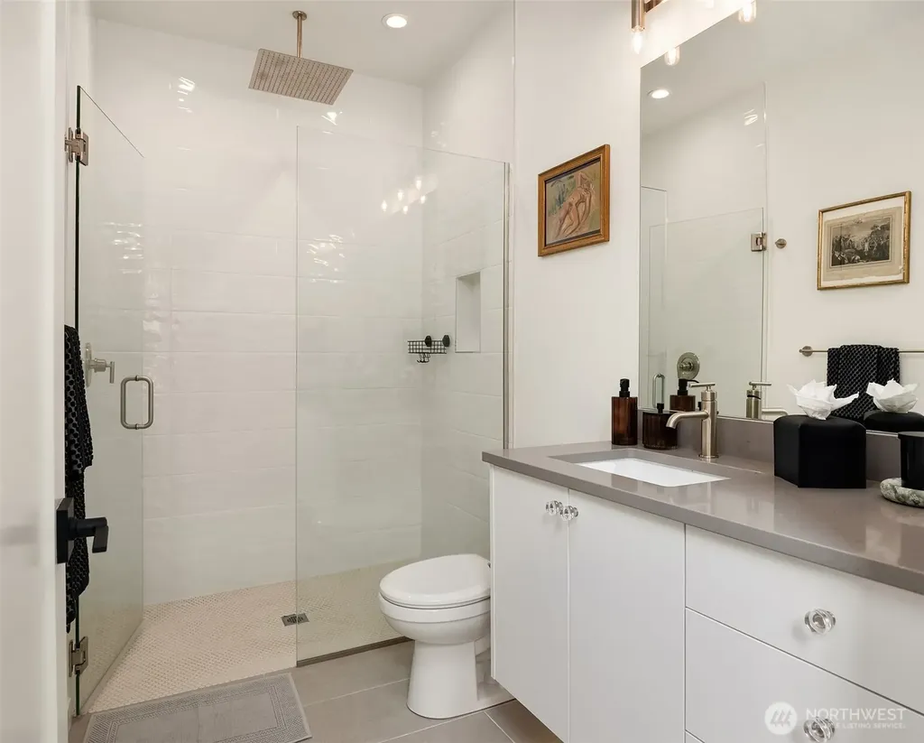 1508 18th Avenue Seattle WA 98122