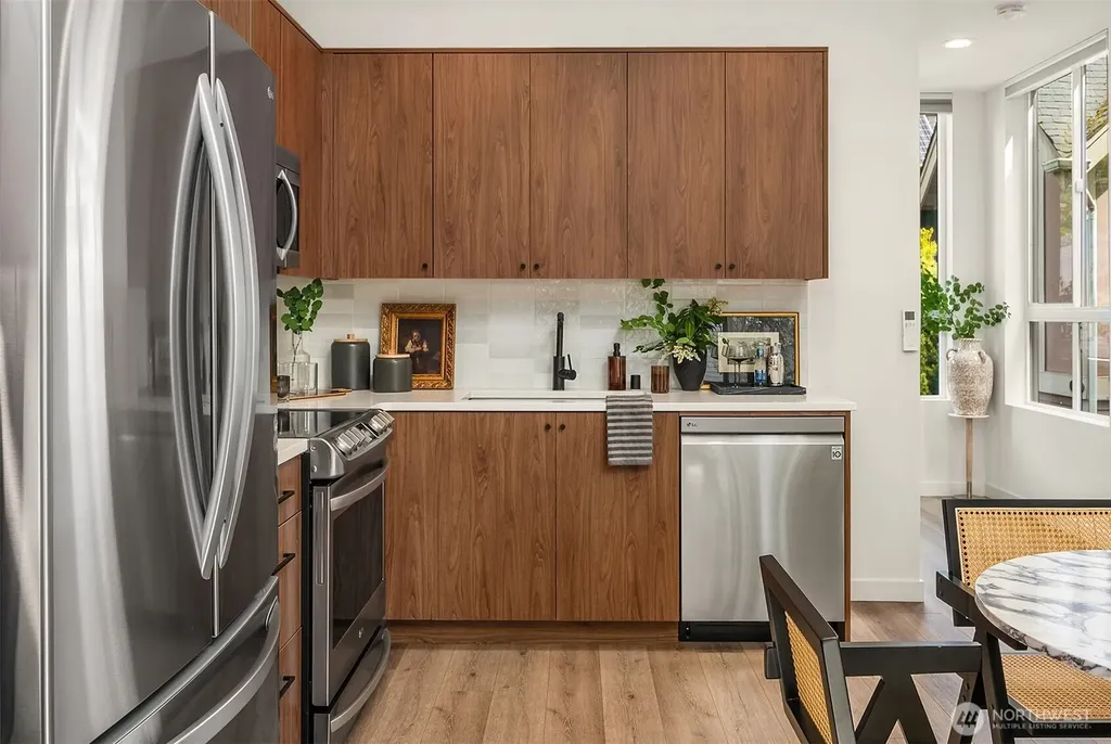 1508 18th Avenue Seattle WA 98122