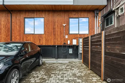 1508 18th Avenue Seattle WA 98122