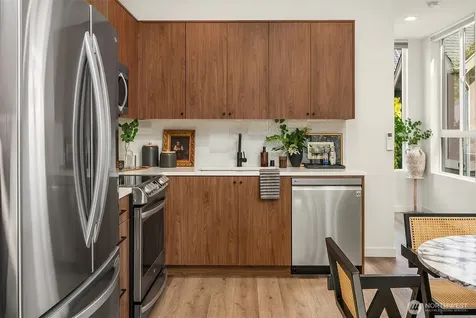 1508 18th Avenue Seattle WA 98122