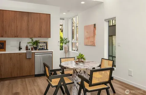 1508 18th Avenue Seattle WA 98122