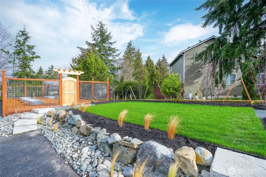 3914 Crosswinds Court Anacortes WA 98221