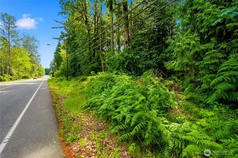 21 NE 133rd Street Woodinville WA 98077