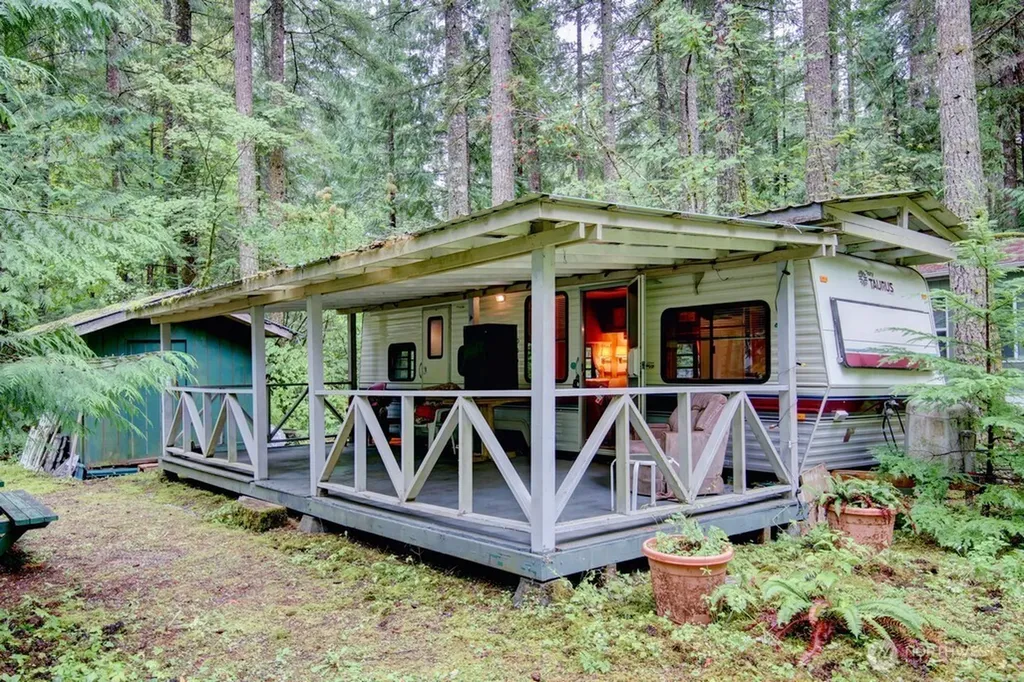 123 Jasper Trail Deming WA 98244
