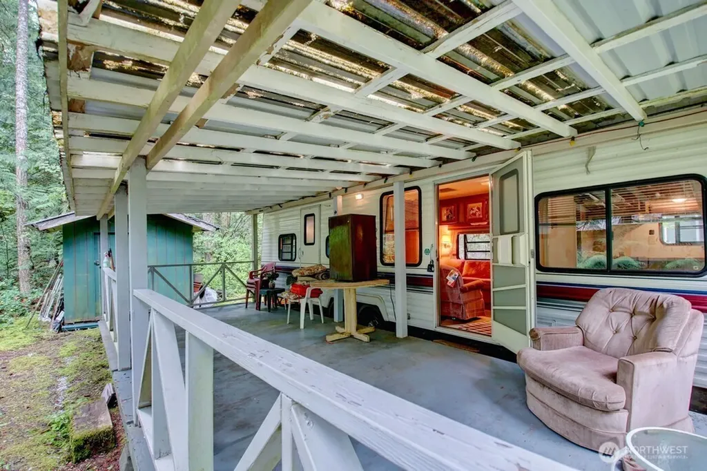 123 Jasper Trail Deming WA 98244
