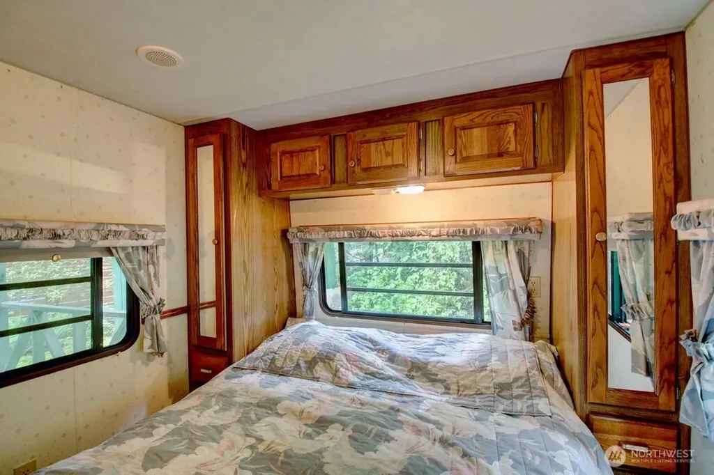 123 Jasper Trail Deming WA 98244