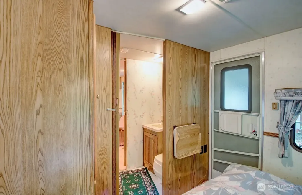 123 Jasper Trail Deming WA 98244