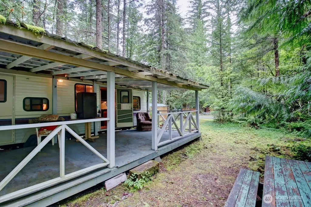123 Jasper Trail Deming WA 98244