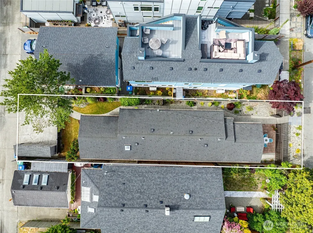 3039 61st Avenue SW Seattle WA 98116