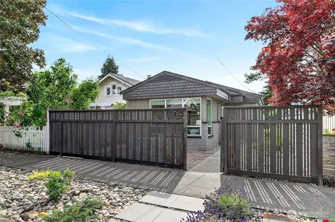 3039 61st Avenue SW Seattle WA 98116